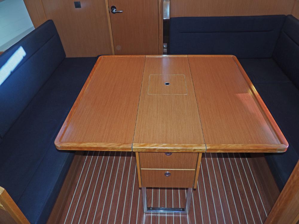 Salon, H&eacute;bergements